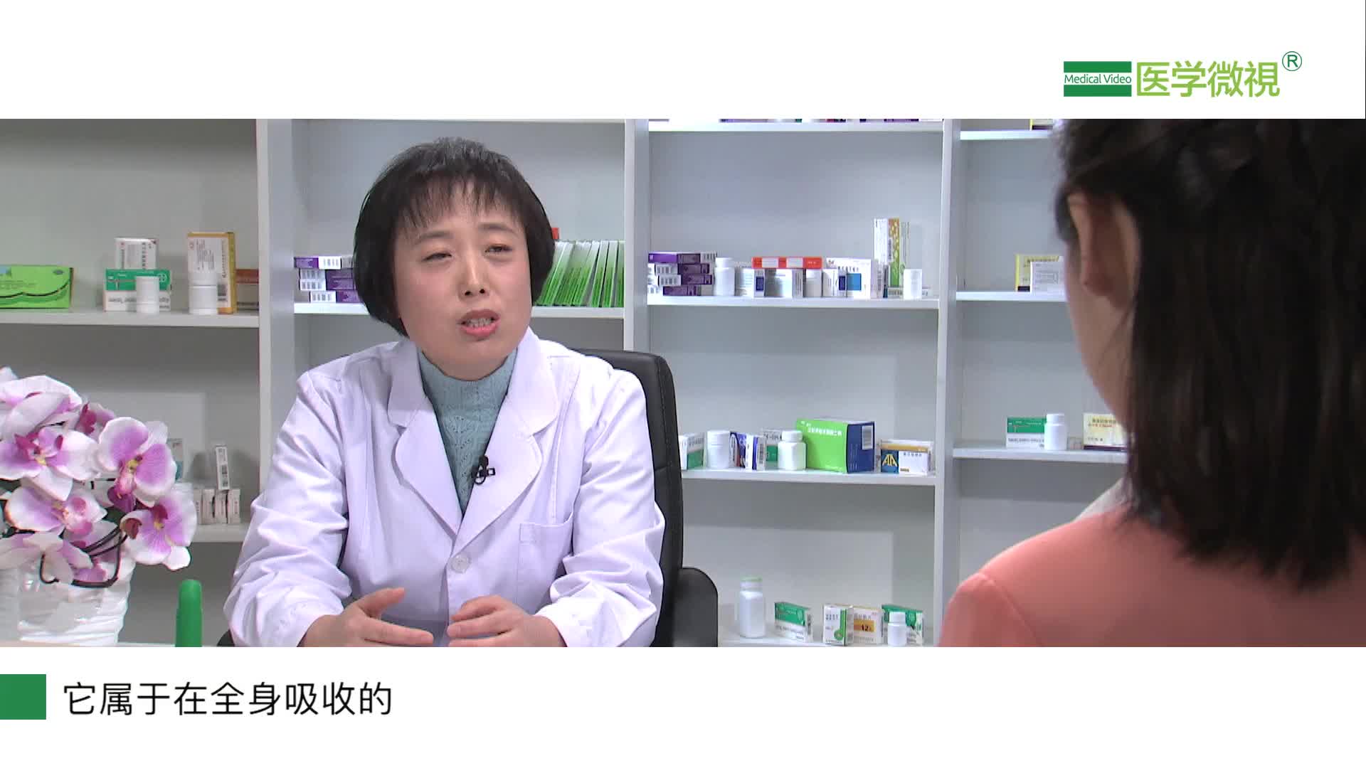 治疗过敏性鼻炎，丙酸氟替卡松鼻喷雾剂和布地奈德鼻喷雾剂，哪个效果好一点？可以用几天？