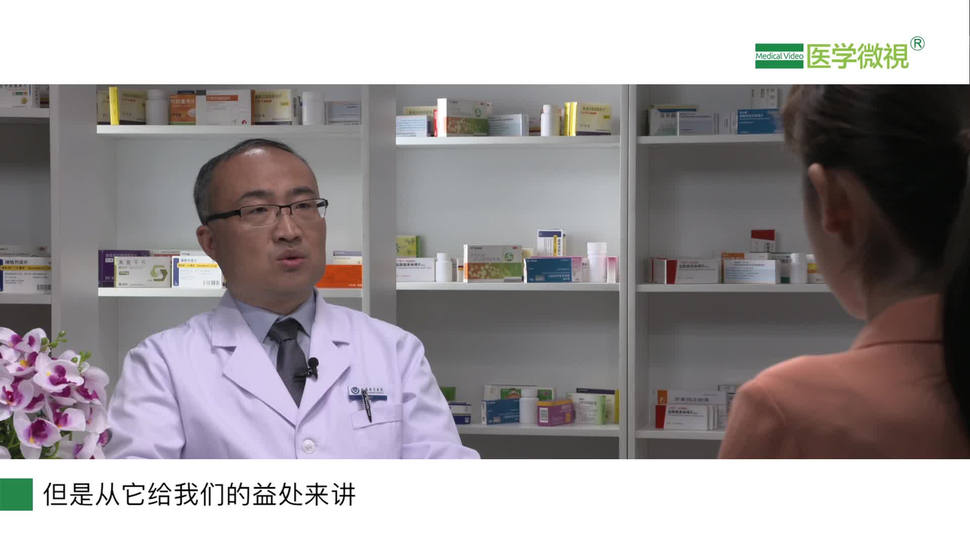长期服用瑞舒伐他汀钙片降低血脂会损伤肝肾功能吗？能喝酒吗？